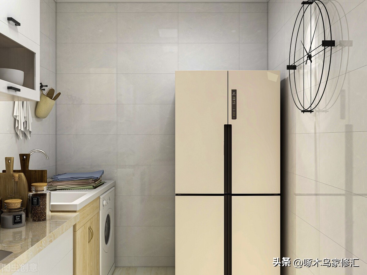 冰箱打开后两边特别烫是坏了吗,冰箱外面很烫