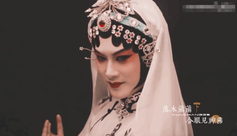 卖螺蛳粉网红男扮女装好几个人,代言螺蛳粉的男星