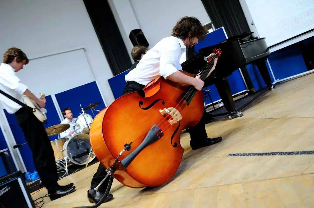 金斯顿大学音乐技术专业|学习全套音乐制作流程