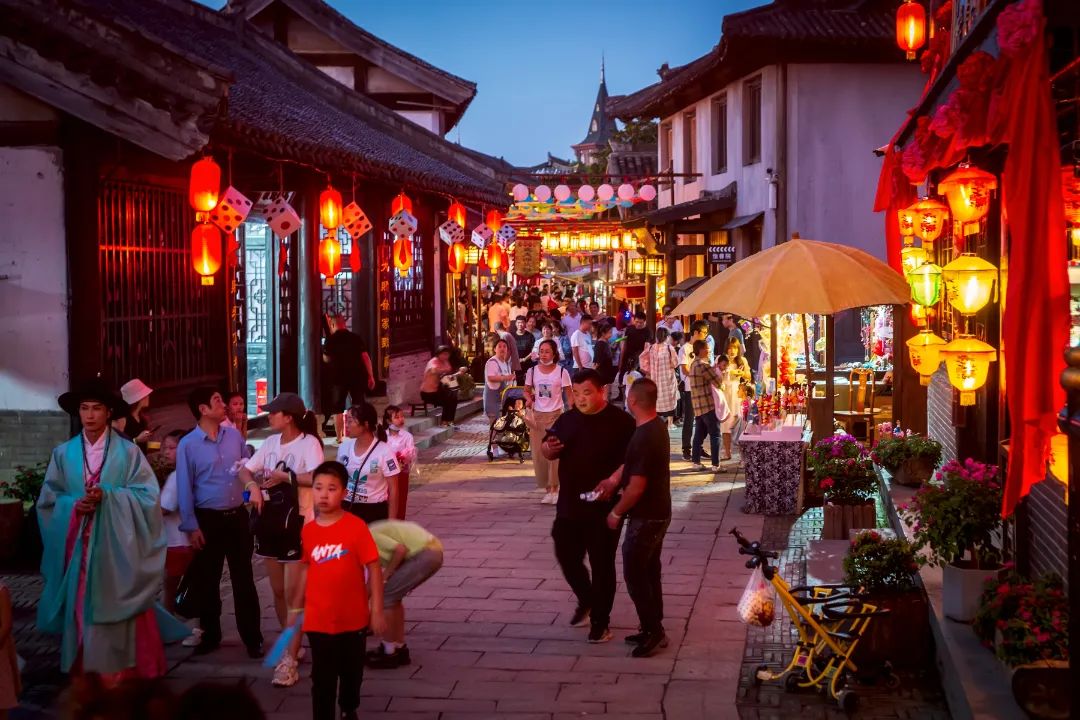 “老鼠爱大米”本周六空降象山影视城大宋奇妙夜