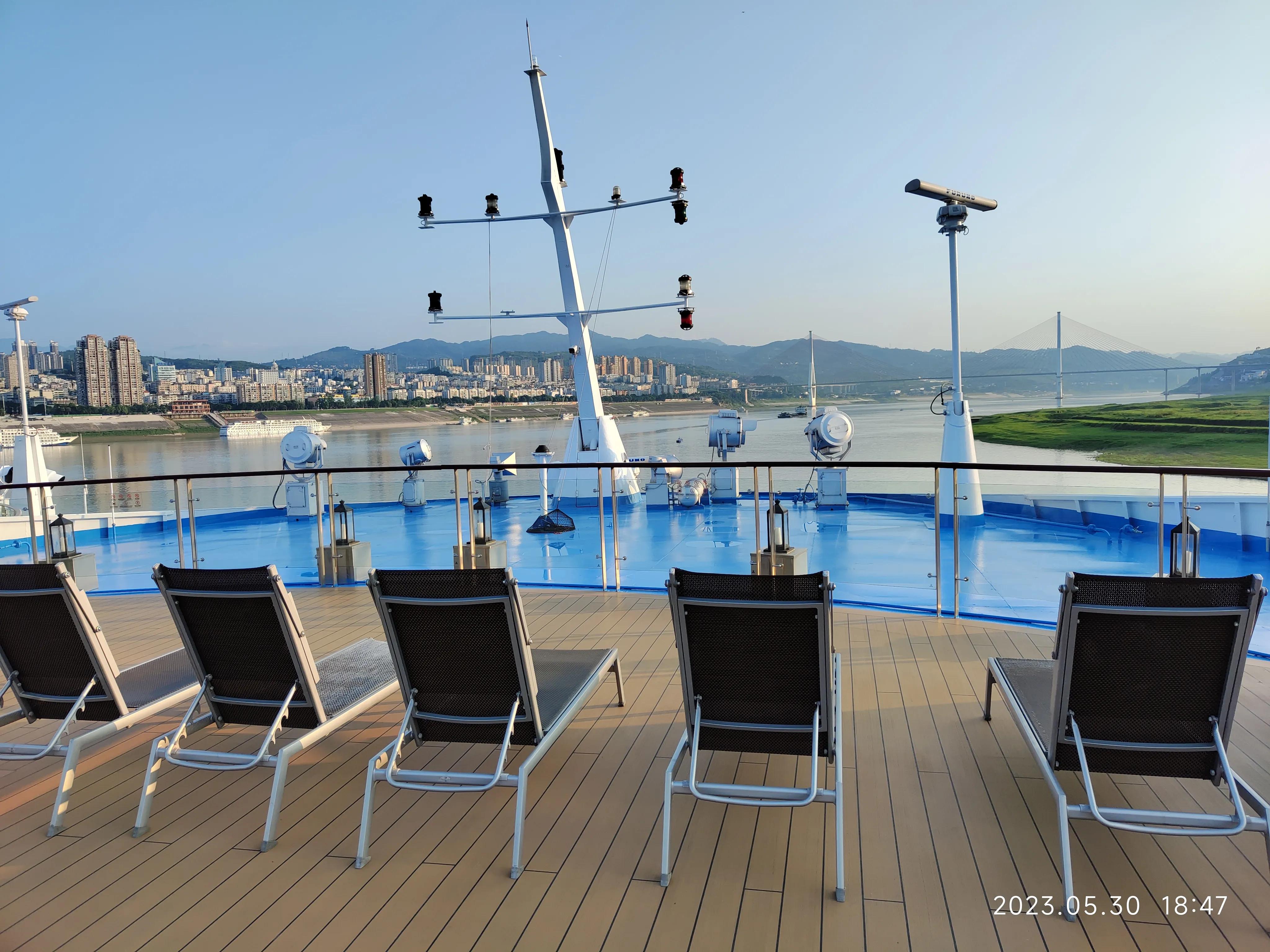 三峡游轮世纪神话号,五星级游轮世纪传奇畅游长江三峡