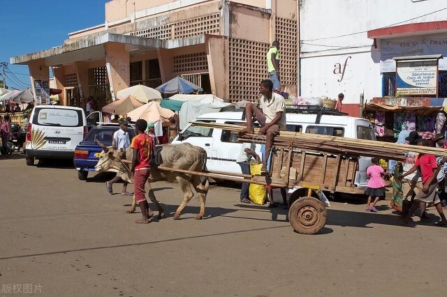 华人在马达加斯加的真实生活,马达加斯加工资每月多少钱