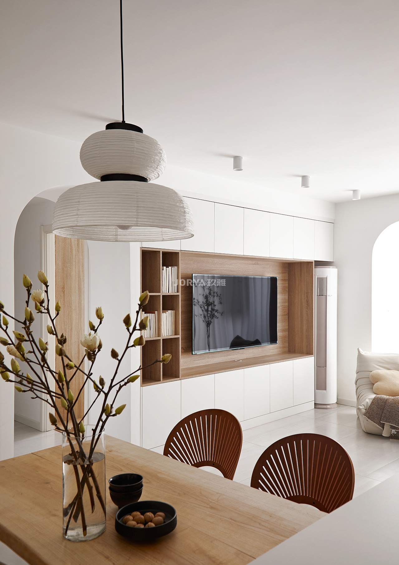 奶油白简约别墅,奶油白原木风小户型