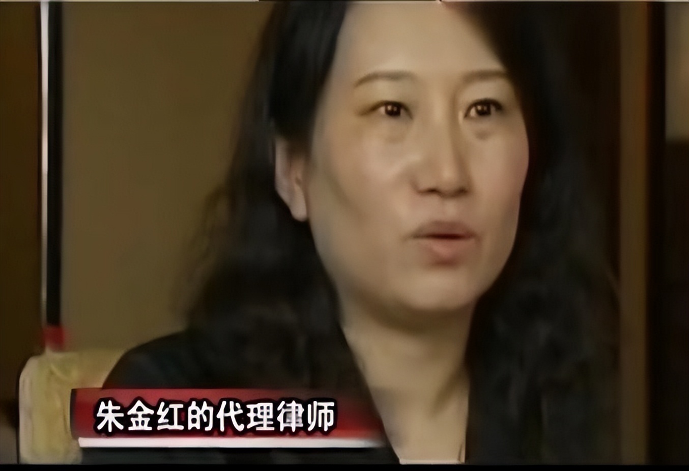 2010年,母亲为600万房产将女儿送进精神病院,声称:我是在救她