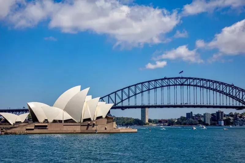 在不同国家100块钱能买多少东西,在各个国家100块钱能买多少东西