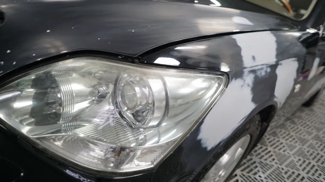 大哥12万买2005年售价100万的凌志LS430，含泪又花10万翻新才能开