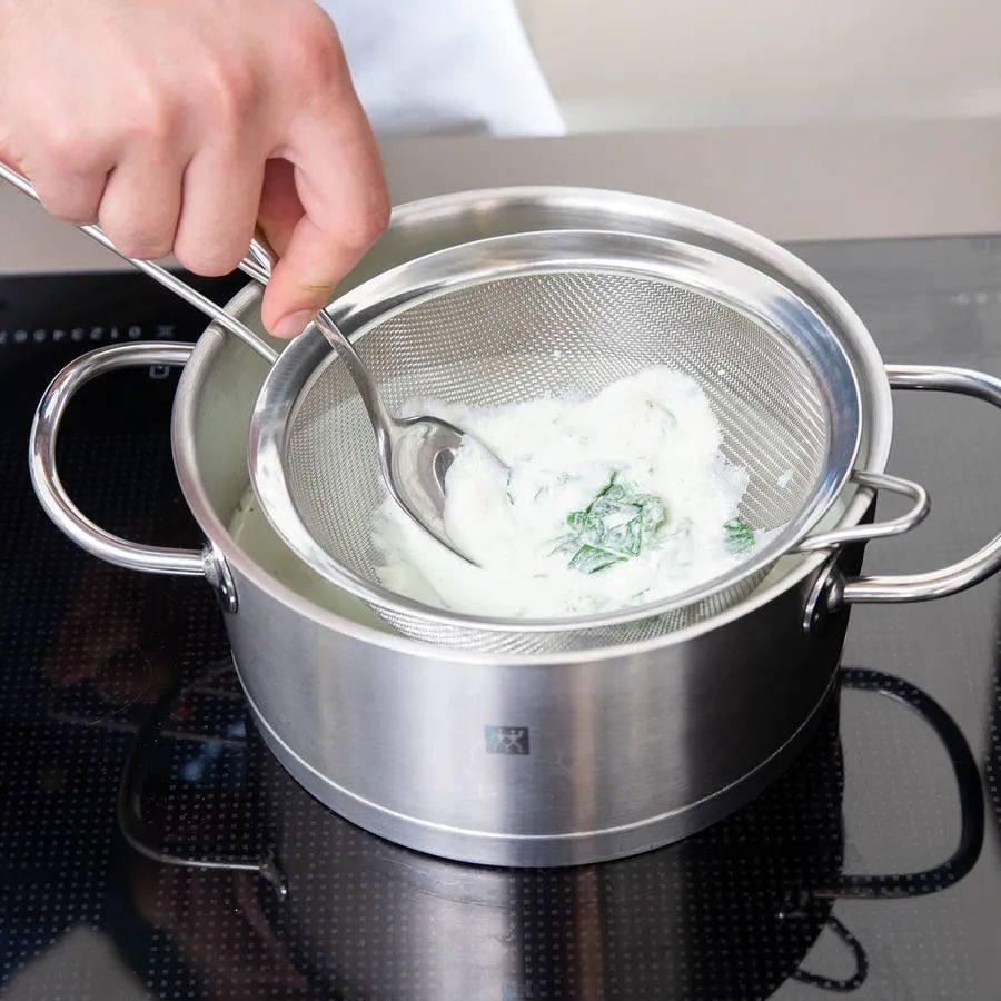 薄荷叶怎么泡水喝好喝,新鲜薄荷叶能泡水可以解暑吗