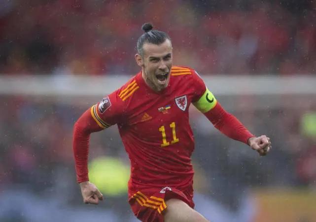 威尔士0-2贝尔,贝尔首秀威尔士