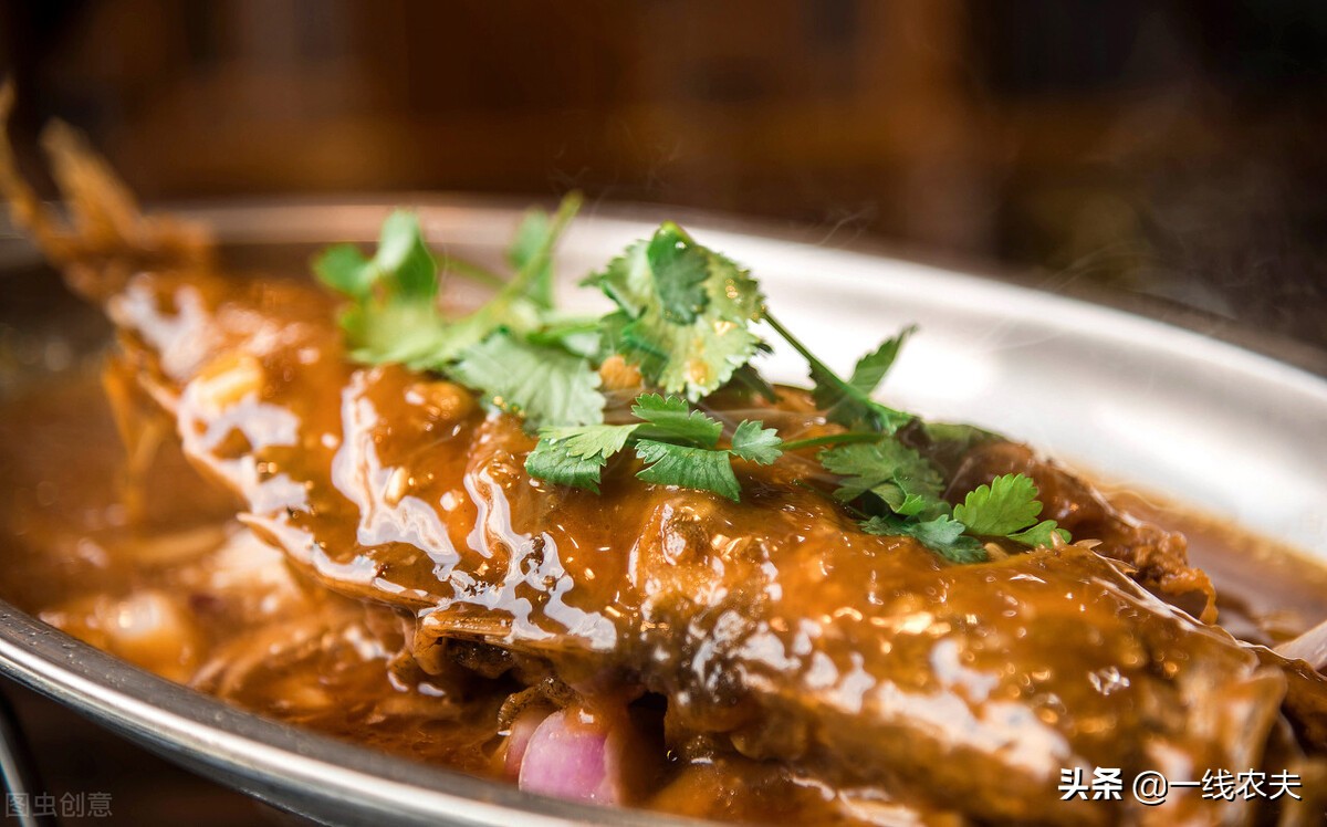 闻着臭吃着香的中国十大臭味美食，吃过3种以上的都是王者