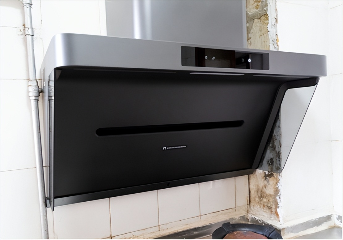 油烟机怎么选不占地方还好看,油烟机和燃气灶有必要买贵的吗