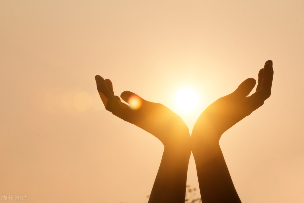 初中作文经典立意,校园类优秀初中作文加解析