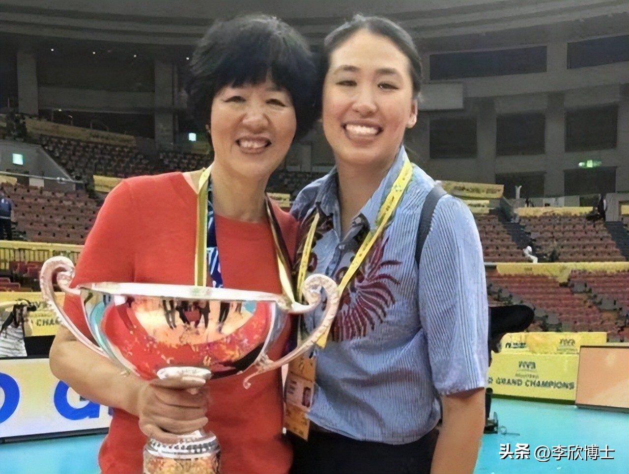 郎平有望再度执教幕后故事？郎平白浪生活细节曝光？郎平弟子故事