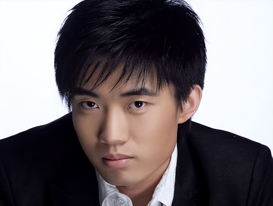 他高三,他高考落榜打工失败白手起家