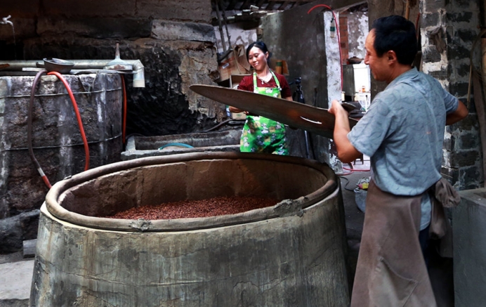 农村乡下10元一斤的纯粮白酒,散装白酒多少钱一斤才是真的