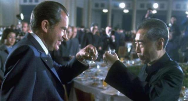 毛主席送给尼克松12字手书，尼克松看后一头雾水，至今无人能解