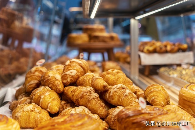 面包店如何一天营业额过4000,面包卖不完到了晚上怎么处理