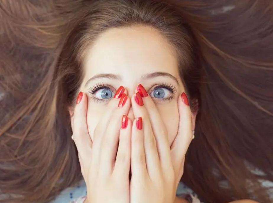 谢娜刚嫁给张杰,就因病切除了单侧输卵管,张杰:我只要她健康!