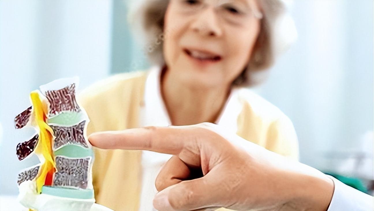 为什么女性过50岁就浑身疼,为什么女人到50浑身有病了