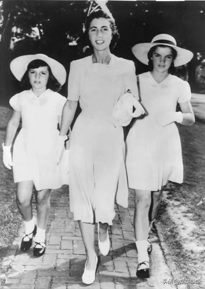 美貌杰奎琳,肯尼迪老婆杰奎琳与过去划清界限