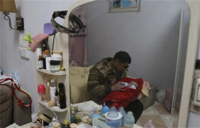 她拒绝减胎，冒着风险产下4胞胎，今全家帮忙带娃的场景让人羡慕