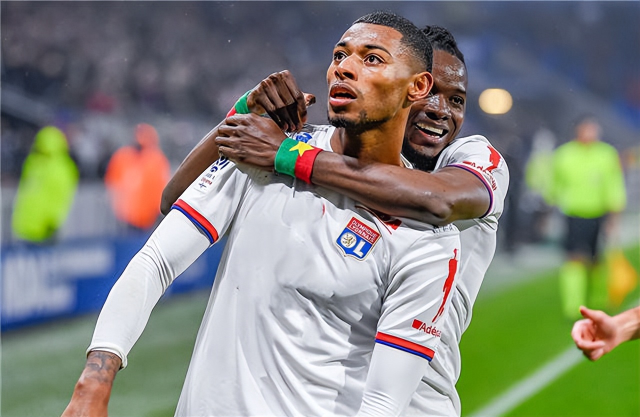 今日塞尔维亚vs英格兰比分竞猜,周五竞彩汉诺威帕德伯恩