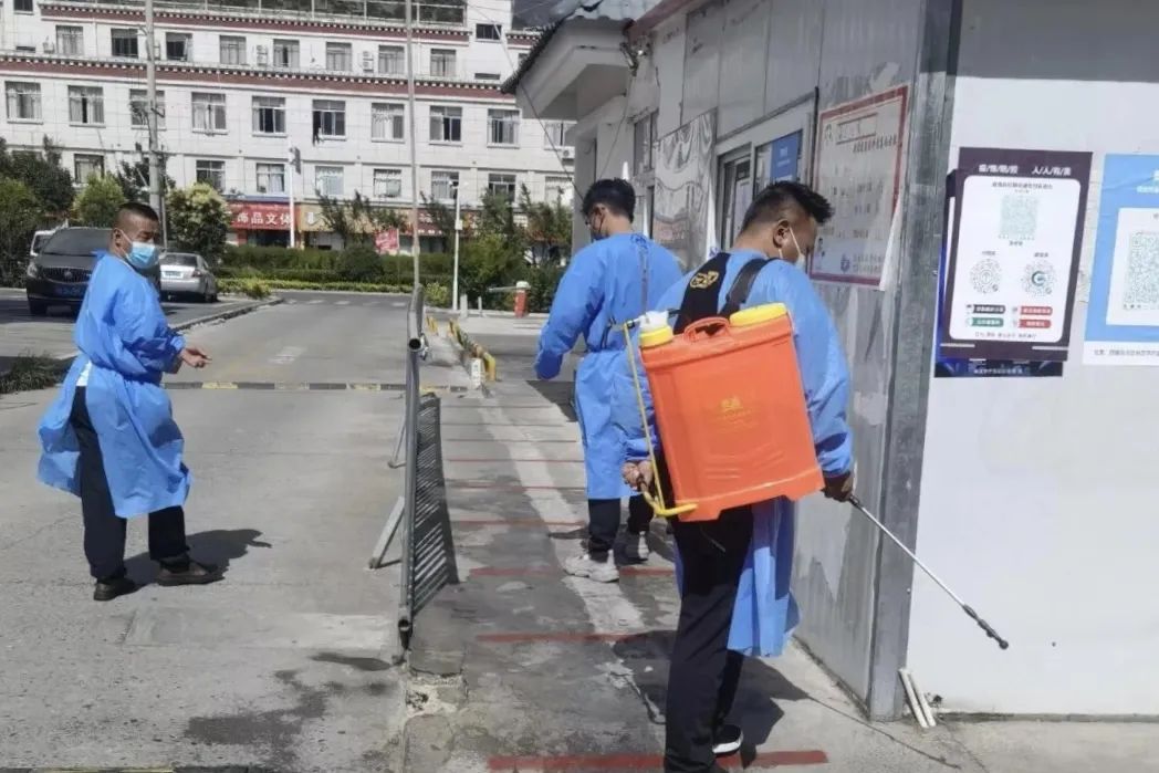 巴宜检察：当好政策“宣传员”、秩序“维护员”、后勤“服务员”