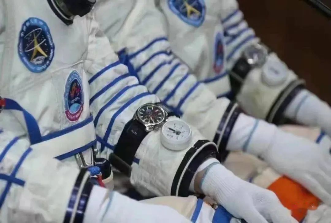 中国航天员手表飞亚达,航天表飞亚达