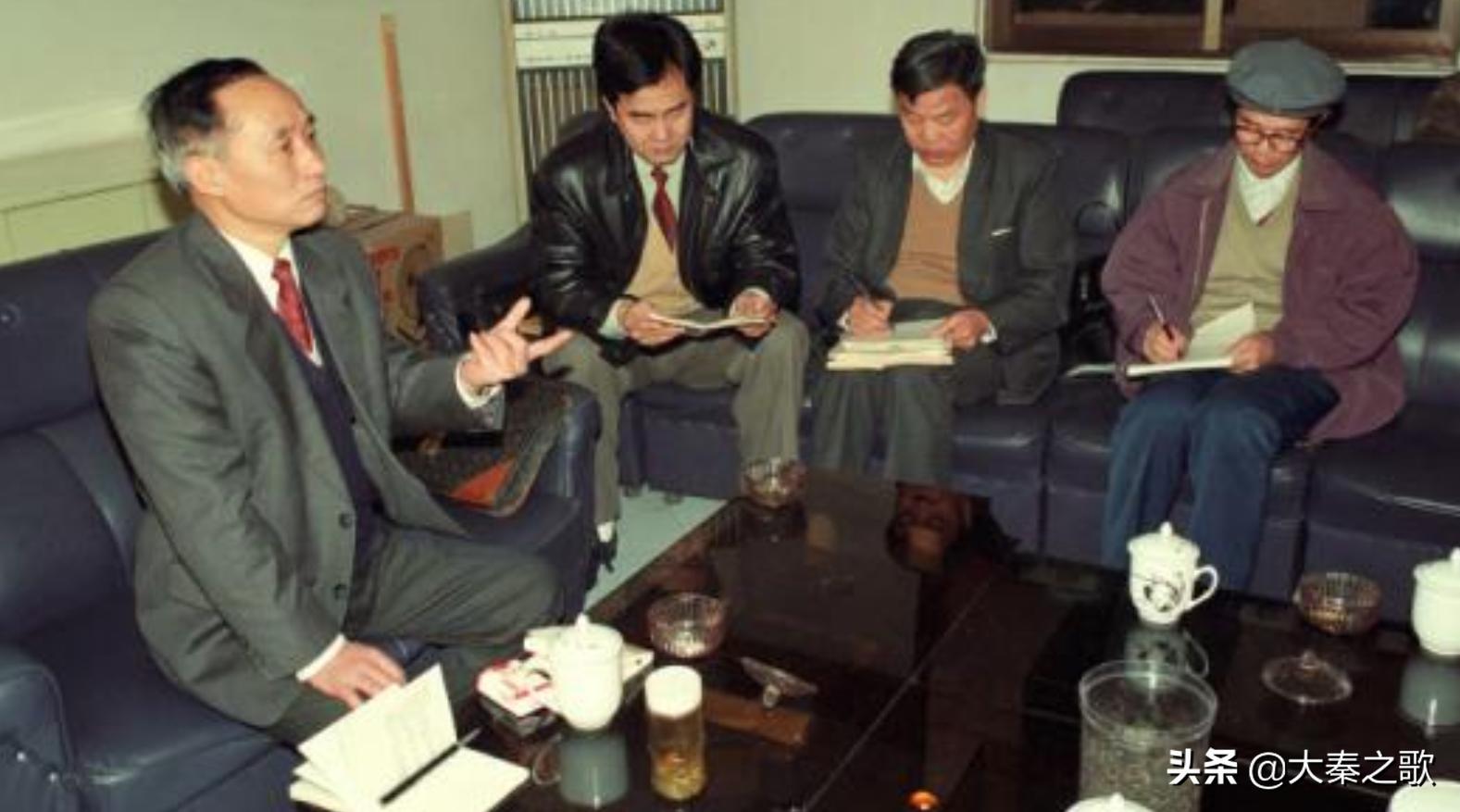 枪杀3名女同事，抢钱后竟开车送主任上班？仅用3天，“内鬼”被抓