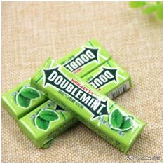 水瓶马桶堵了怎么快速通,马桶堵塞疏通小妙招矿泉水瓶