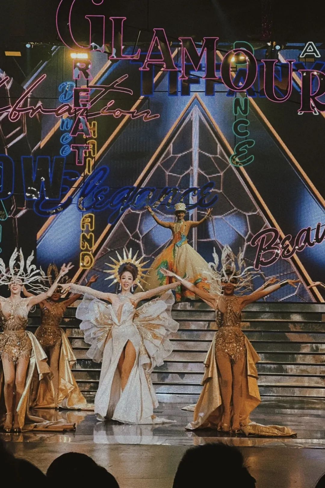 在泰国待了14天,在泰国待了60天