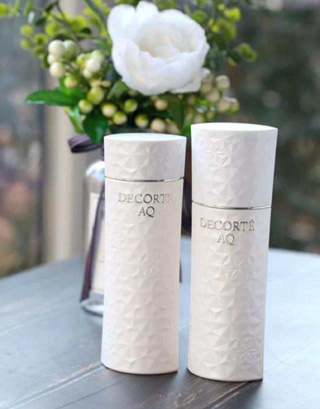 祛斑美白祛黑色素水乳销量第一,水乳补水修护提亮抗氧化推荐