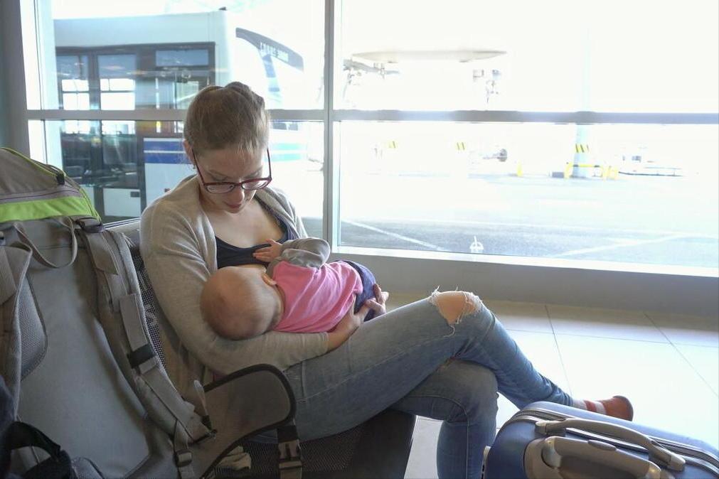 产后乳房出血是什么？它是由什么因素导致的，又有哪些危害呢？