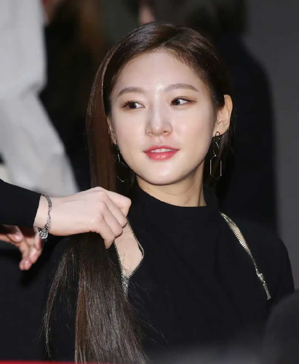 韩剧猎犬打戏片段,韩剧猎犬女主角