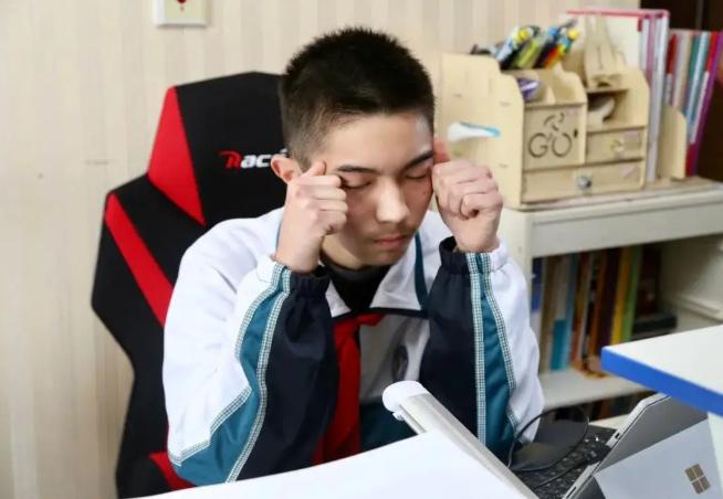 小细节大文明|学生上网课礼仪篇