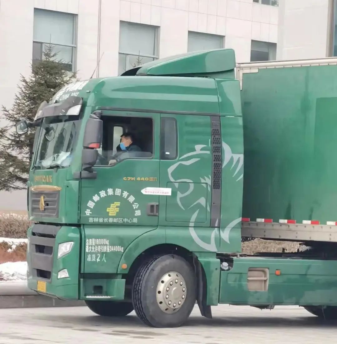 中国邮政承载希望和梦想,我深深感受到了中国的强大