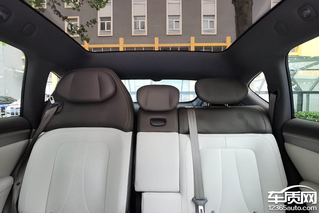 智己ls7lux四驱版测试,智己ls7后驱版动力怎么样