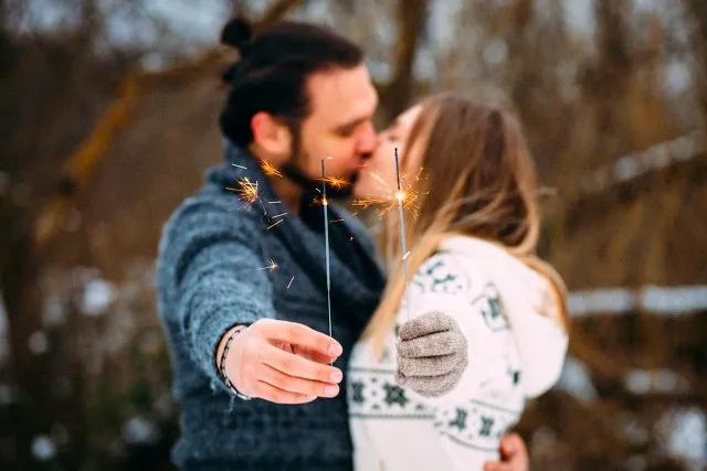 男朋友为你做的12件事,男朋友做这三件事证明很爱你