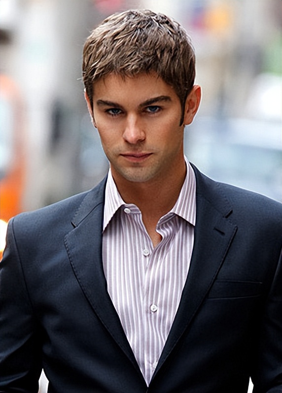 为什么理发师叫tony托尼,为什么称发型师为tony老师