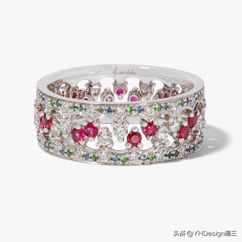 每日珠宝丨Jubilee系列新作：英国女王ElizabethII登基70周年纪念