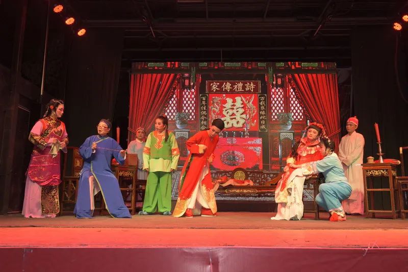 涓婇ザ鏂囨梾绔崍,涓婇ザ鏂囨梾鍛ㄦ姤