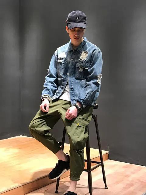 女士牛仔夹克外套,牛仔夹克外套男搭配