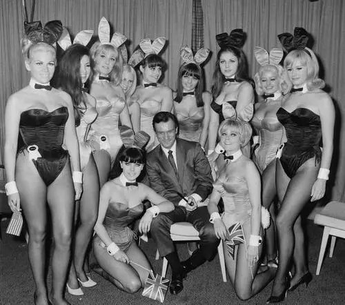 海夫纳谈了几个女朋友,海夫纳谈婚姻