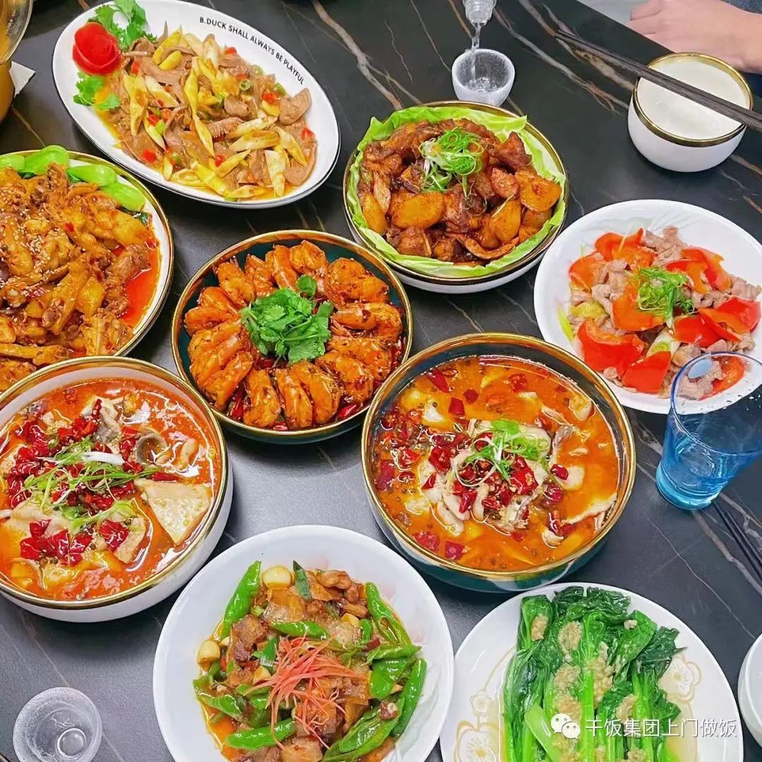 代厨上门服务三个菜大概多久,上门代厨四菜一汤收费68元引热议