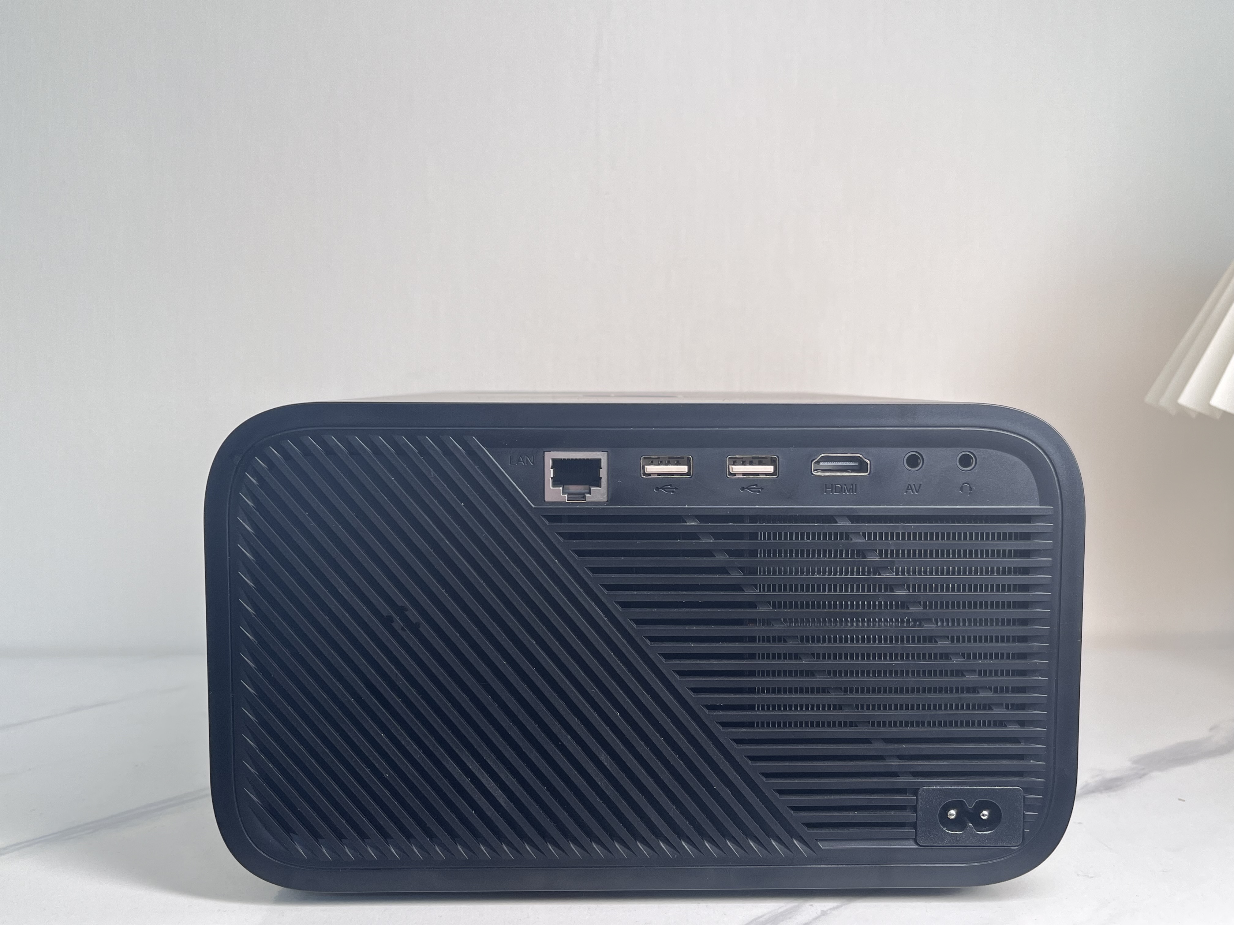 联想thinkplush6投影仪测评,联想ThinkplusH6投影仪