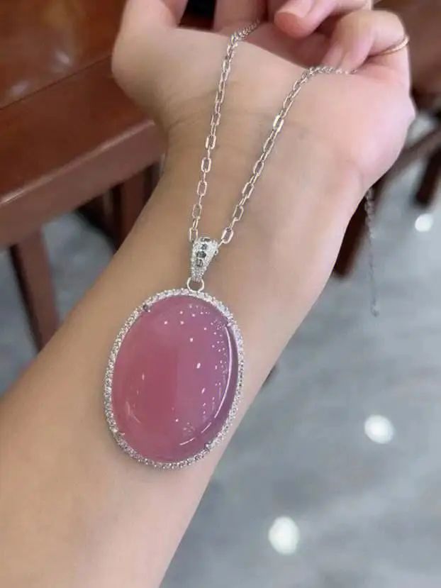 芙蓉玉的寓意,芙蓉玉是什么玉价格