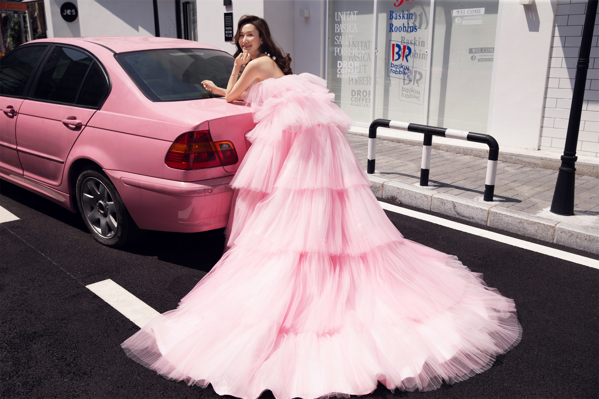 深圳旅拍婚纱照哪家好？如何挑选适合自己的深圳婚纱摄影机构呢？