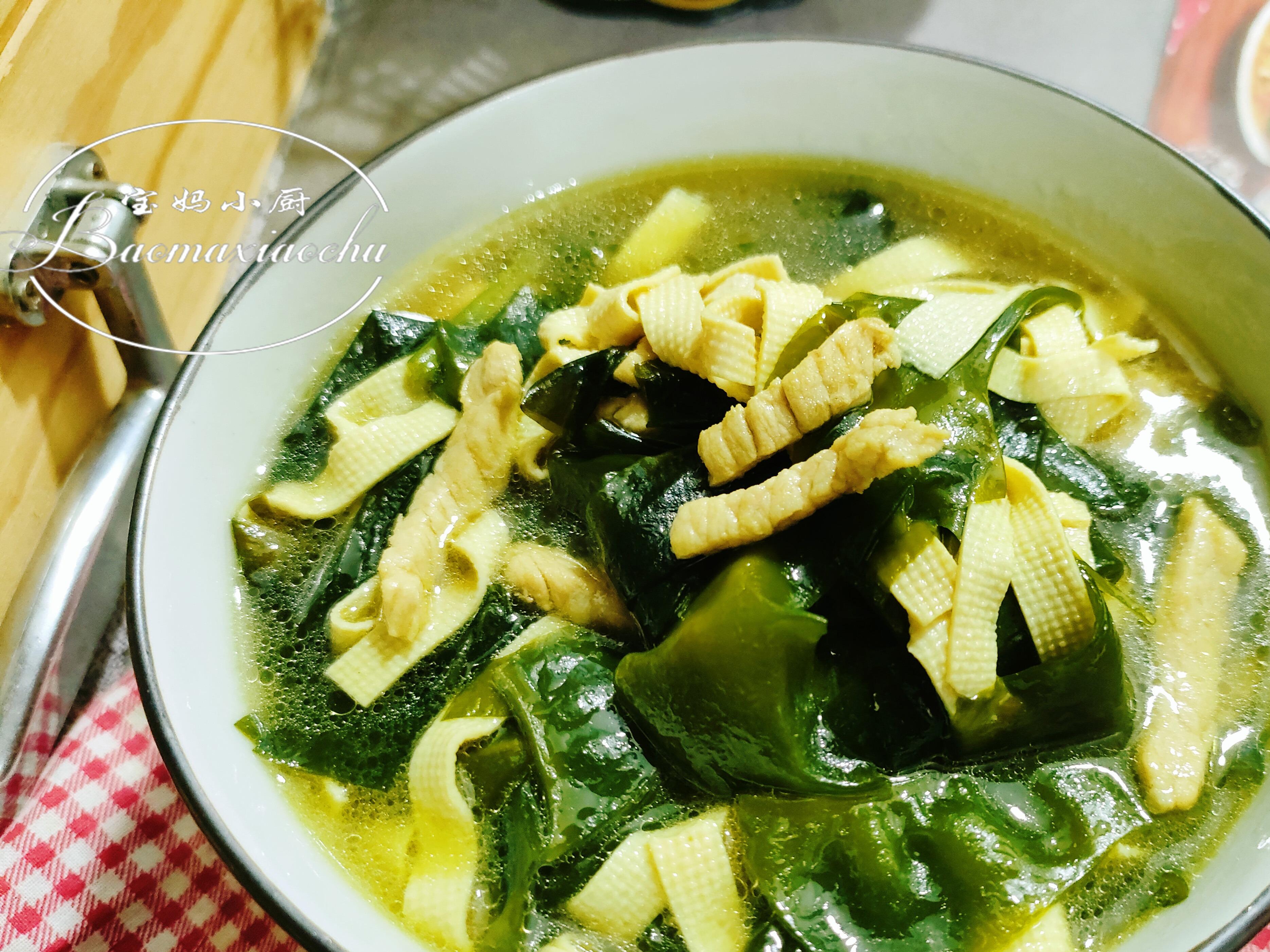 孩子生长期，建议常喝四种汤，味道鲜美营养高，孩子喝得可香了