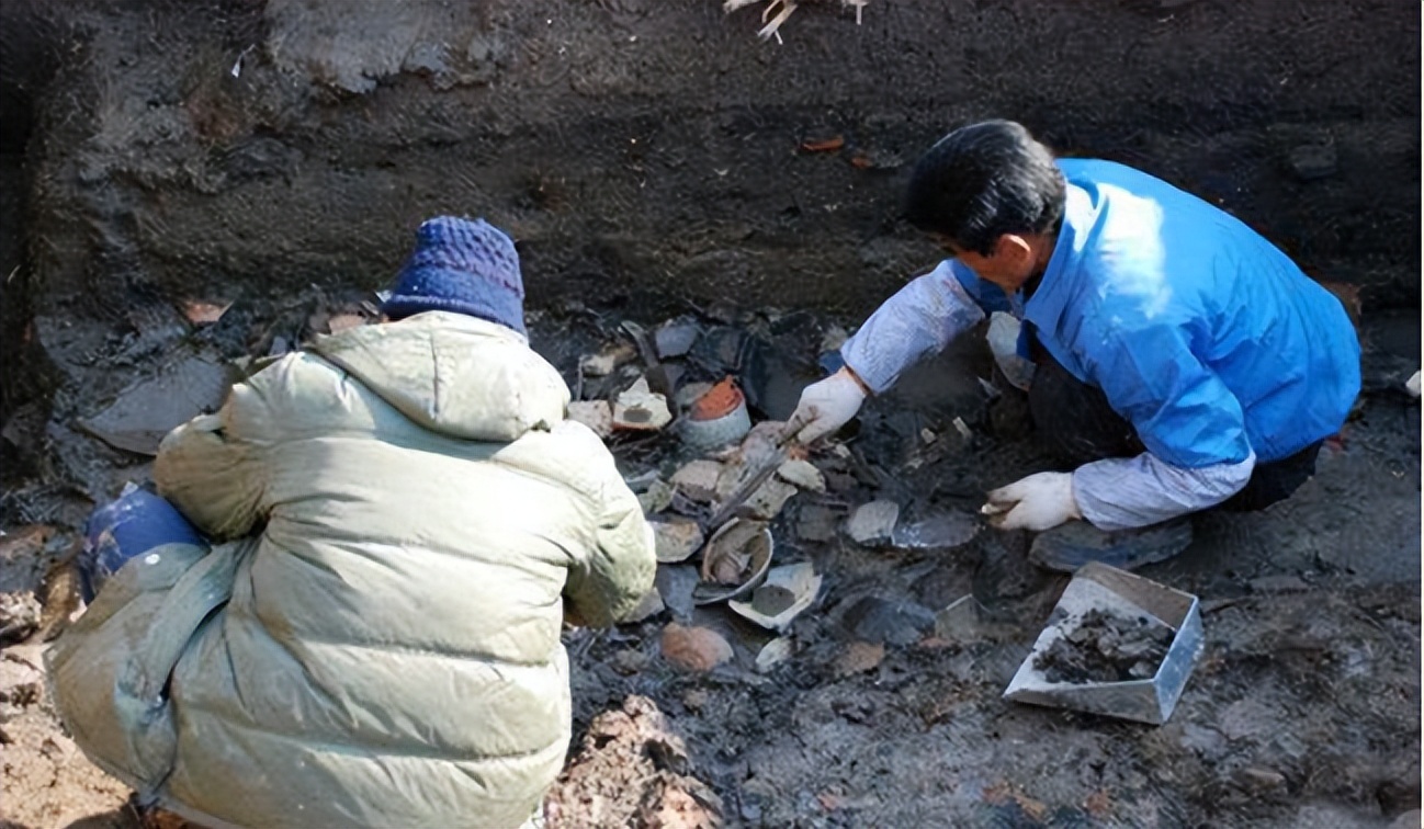 古井古墓挖出国宝,浙江一口古井闹鬼事件