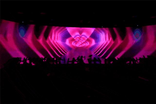 智能健身房技术 (健身房的智能化和数据化)