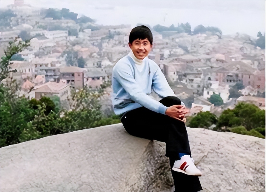 8次上春晚54岁入狱,他8次上春晚后被捕入狱